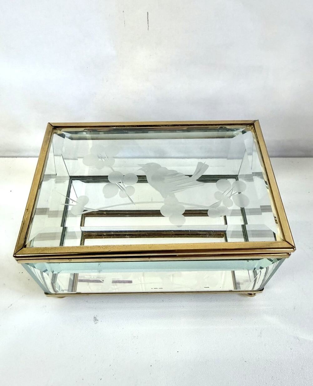 Mirrored Vintage Brass and Glass Jewelry Trinket Box – Etched Flower Lid